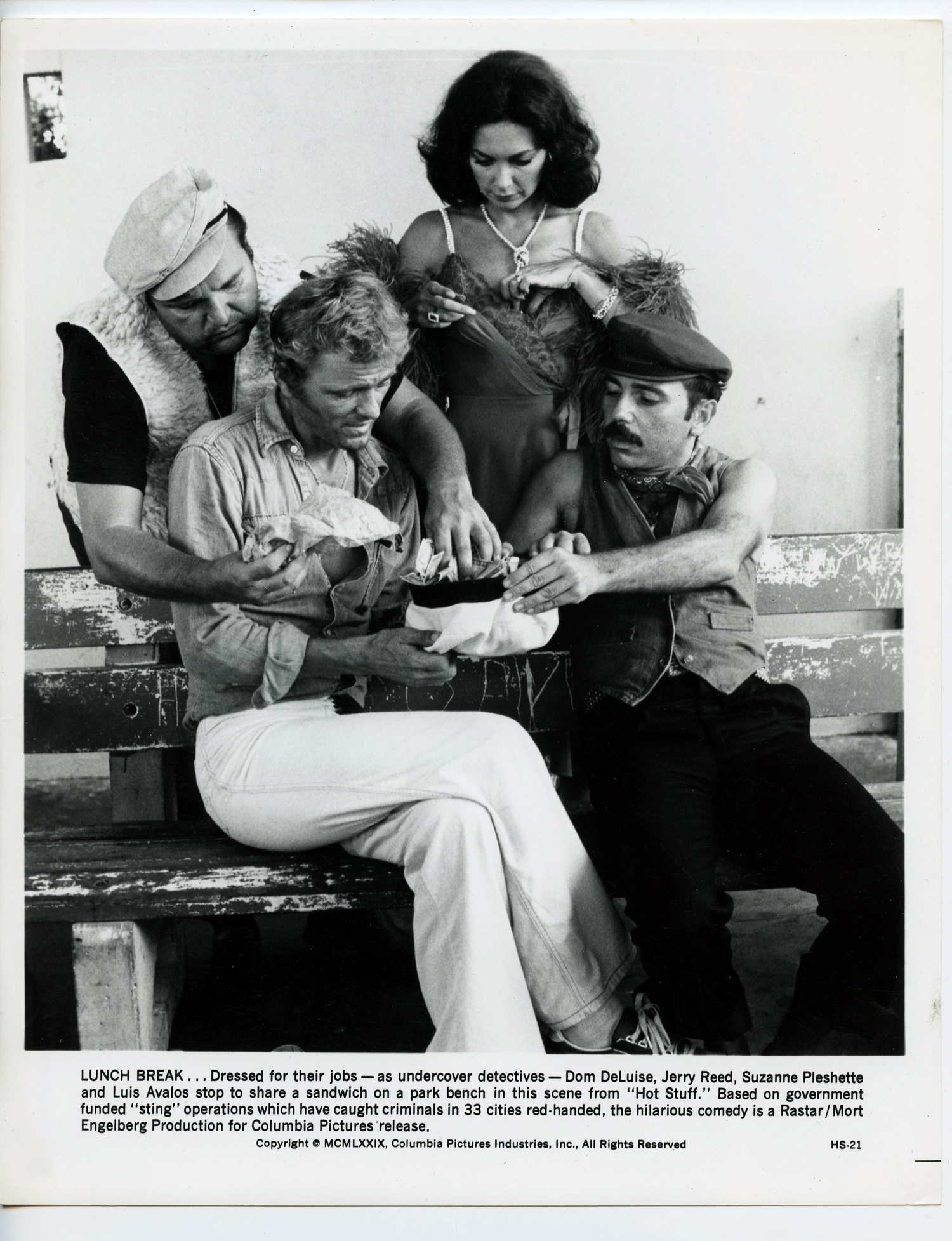 Dom DeLuise Jerry Reed Suzanne Pleshette Louis Avalos Photo 1979 Hot Stuff Original Vintage