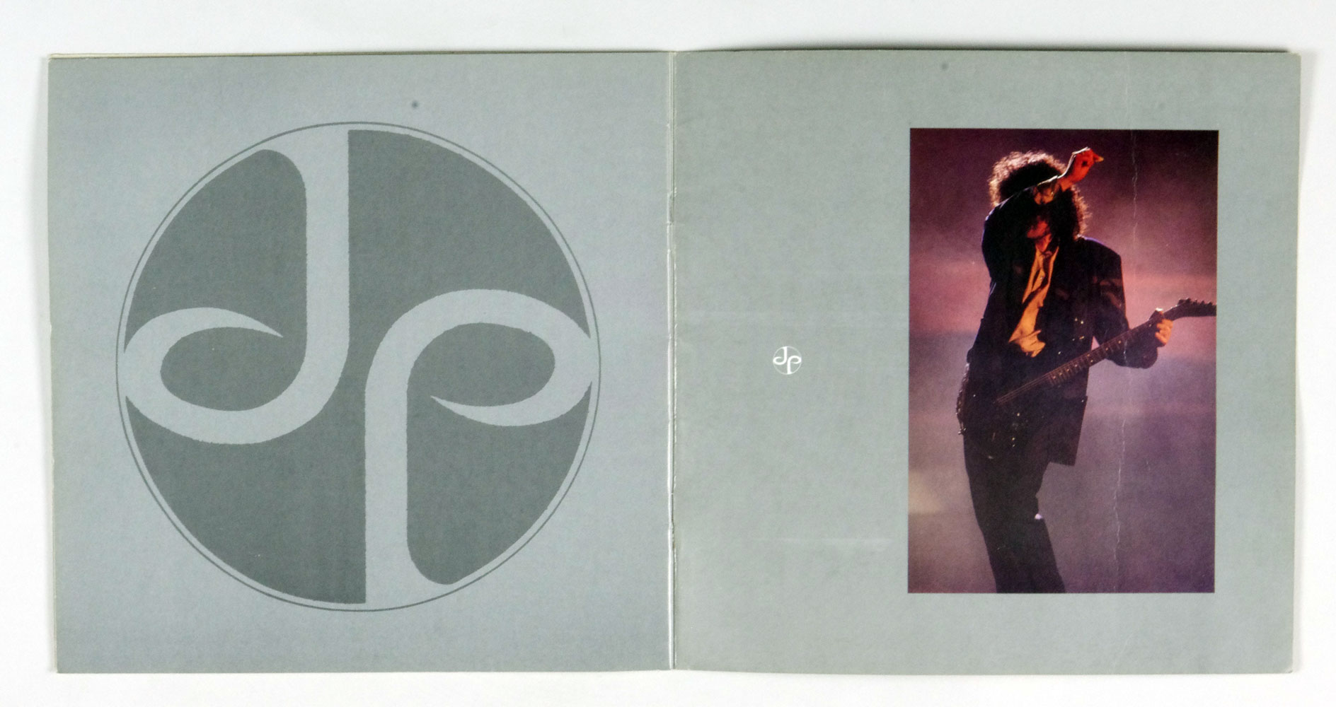 Jimmy Page 1988 OUTRIDER Tour Program Book