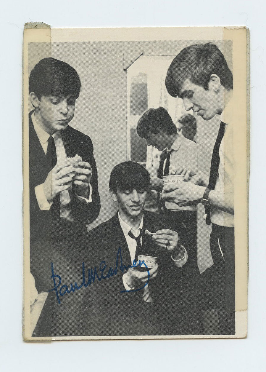The Beatles 1964 Topps Black and White Trading Card No.  18 1st Series 
