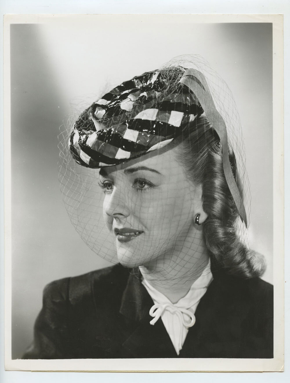 Joan Winfield Photo 1945 Warner Bros Publicity Original Vintage