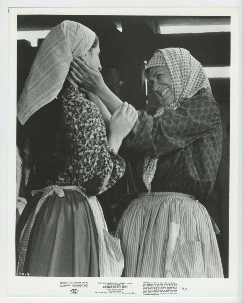 Norma Crane Rosalind Harris Photo 1971 Fiddler on the Roof Original Vintage